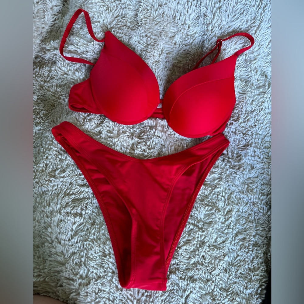 Bathing suit